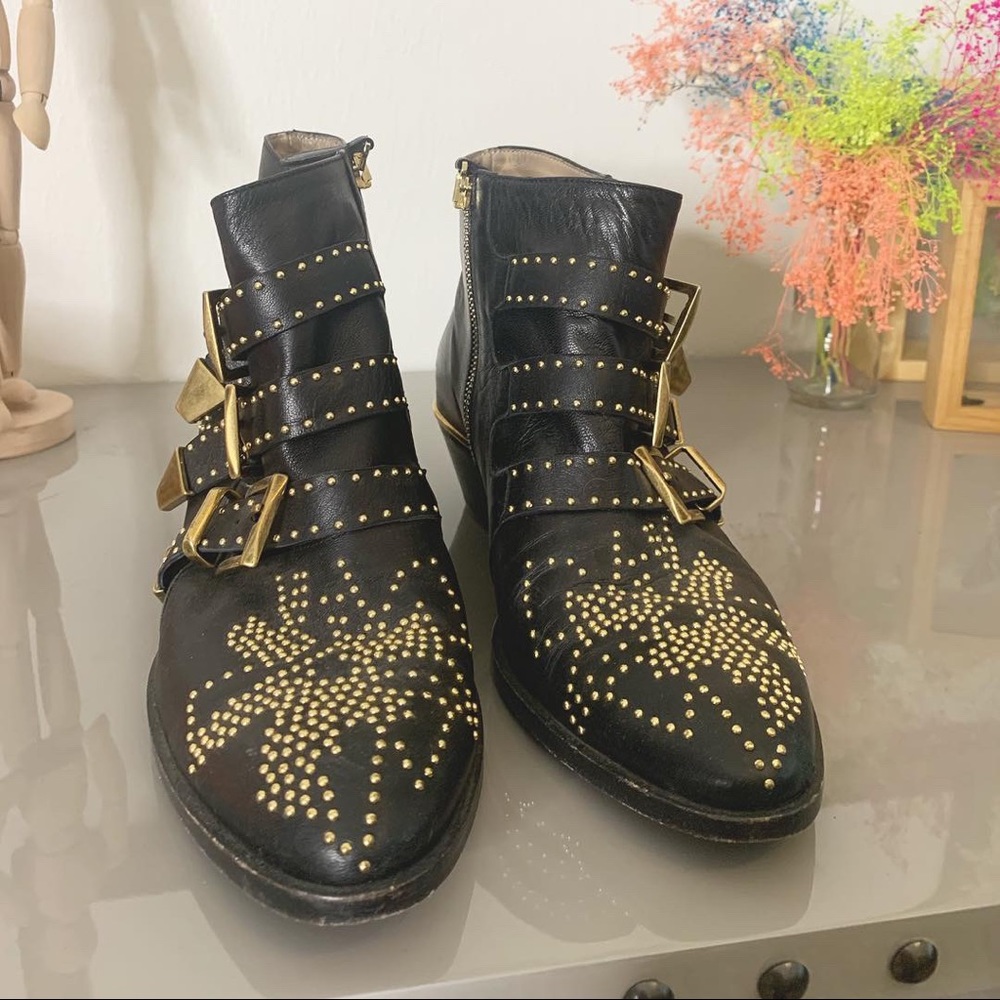 chloe susanna booties